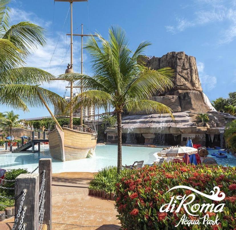 Spazzio Diroma Com Acesso Ao Acqua Park - Temporada Cn Adriele กัลดัสโนวัส ภายนอก รูปภาพ